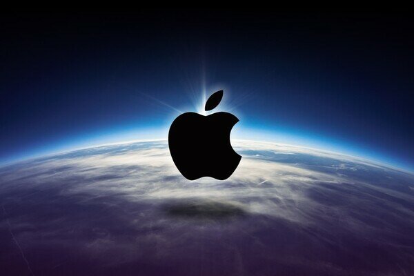 Apple «приземлилась» первой