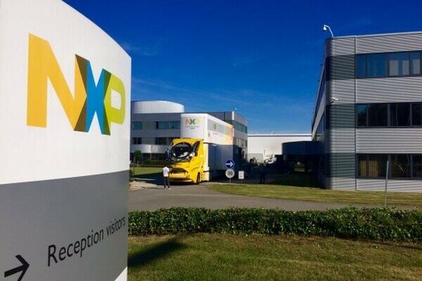 Samsung планирует приобрести NXP