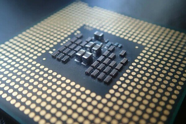 Intel и другие производители чипов предупреждают о росте цен