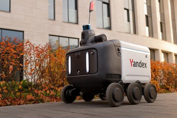 Первый робот-курьер «Яндекса» попал в музей