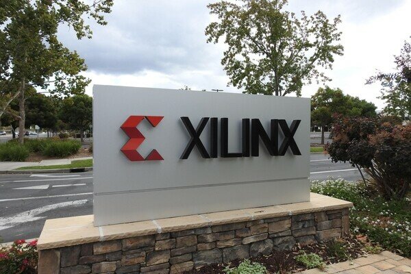 Завершение сделки по слиянию AMD и Xilinx отложено 